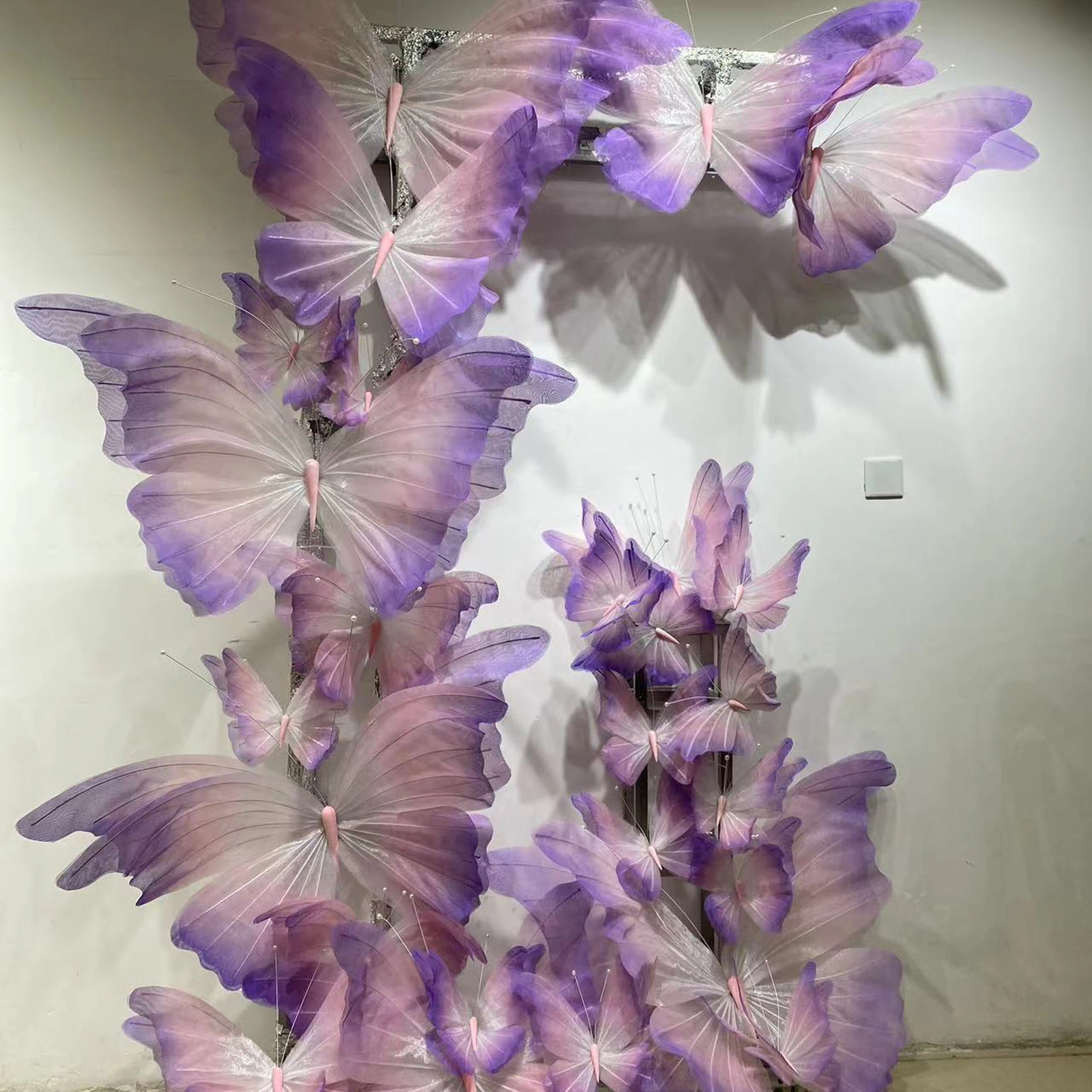 Organza purple handmade custom giant butterfly high-end art installation wedding beauty eye-catching decoration 1