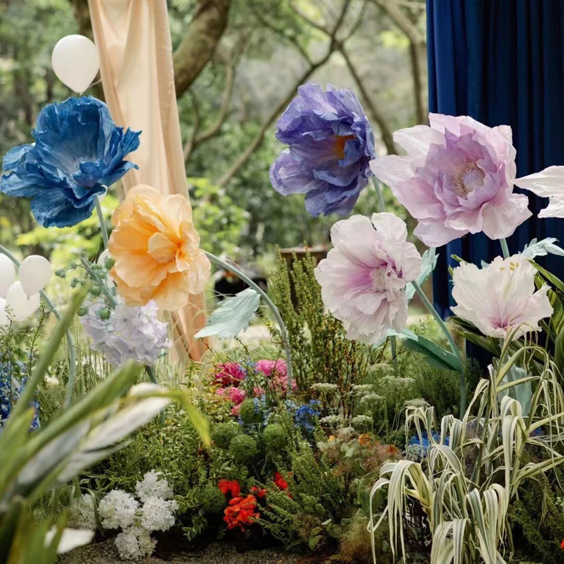 ensemble de fleurs géantes