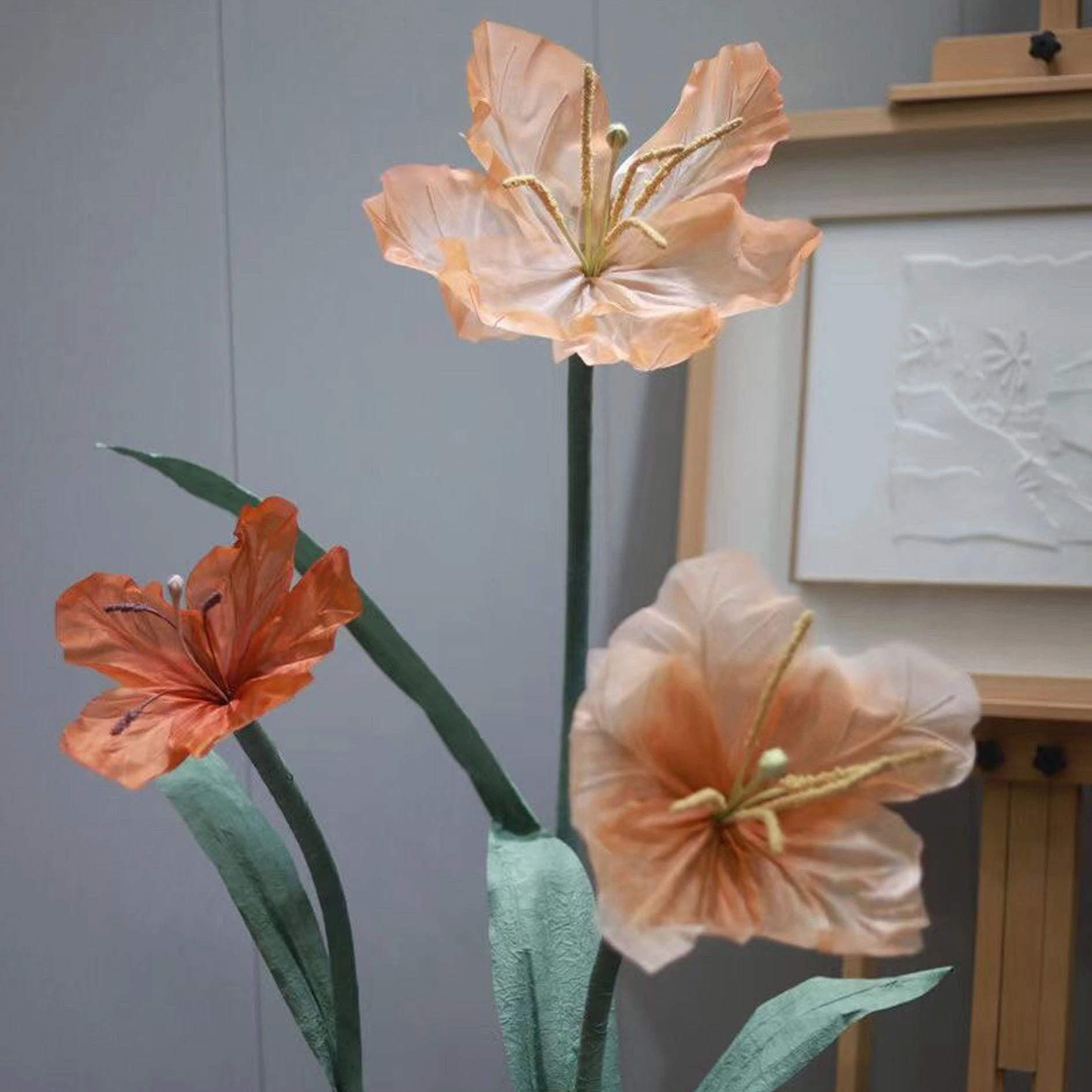 flor de amapola gigante hecha a mano