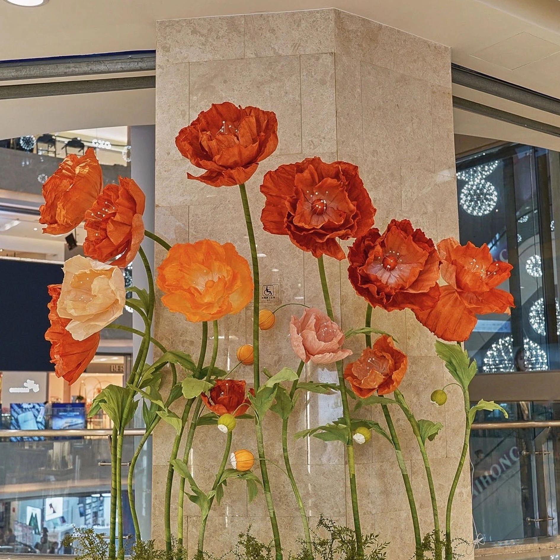 Arreglos florales de papel gigante