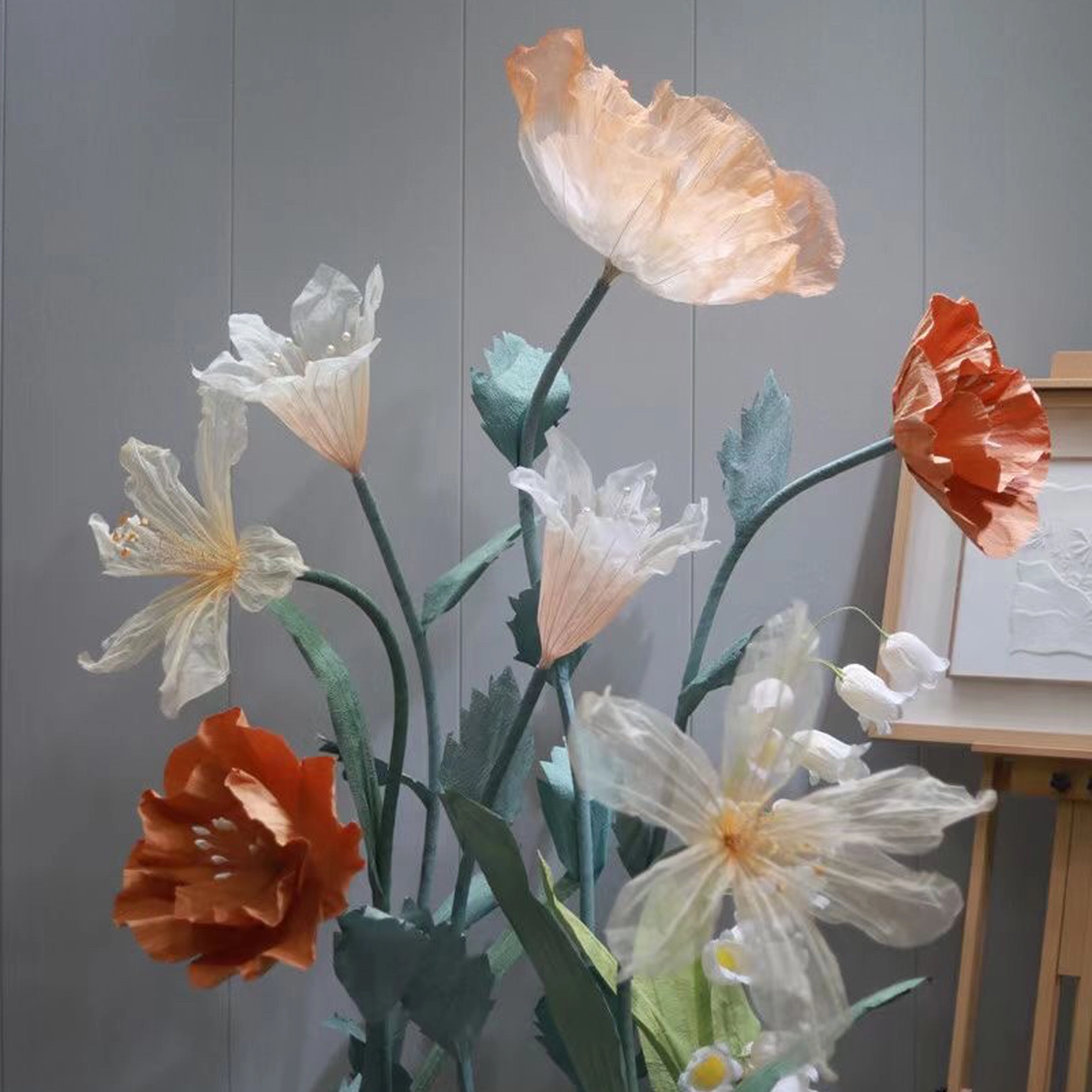 Art des fleurs en papier géant en organza