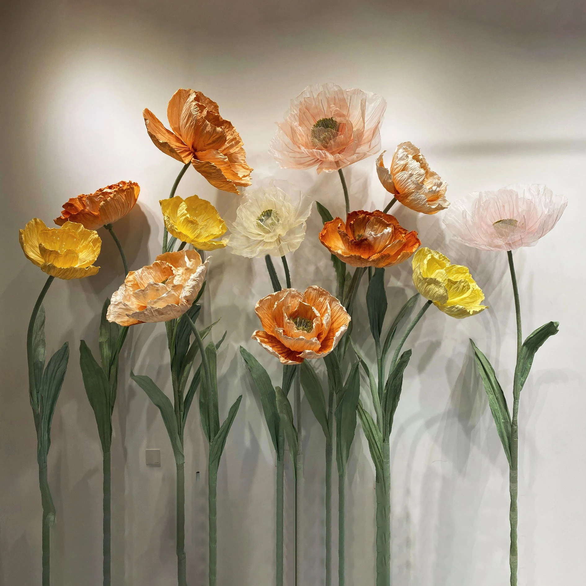 Flor de papel de organza gigante