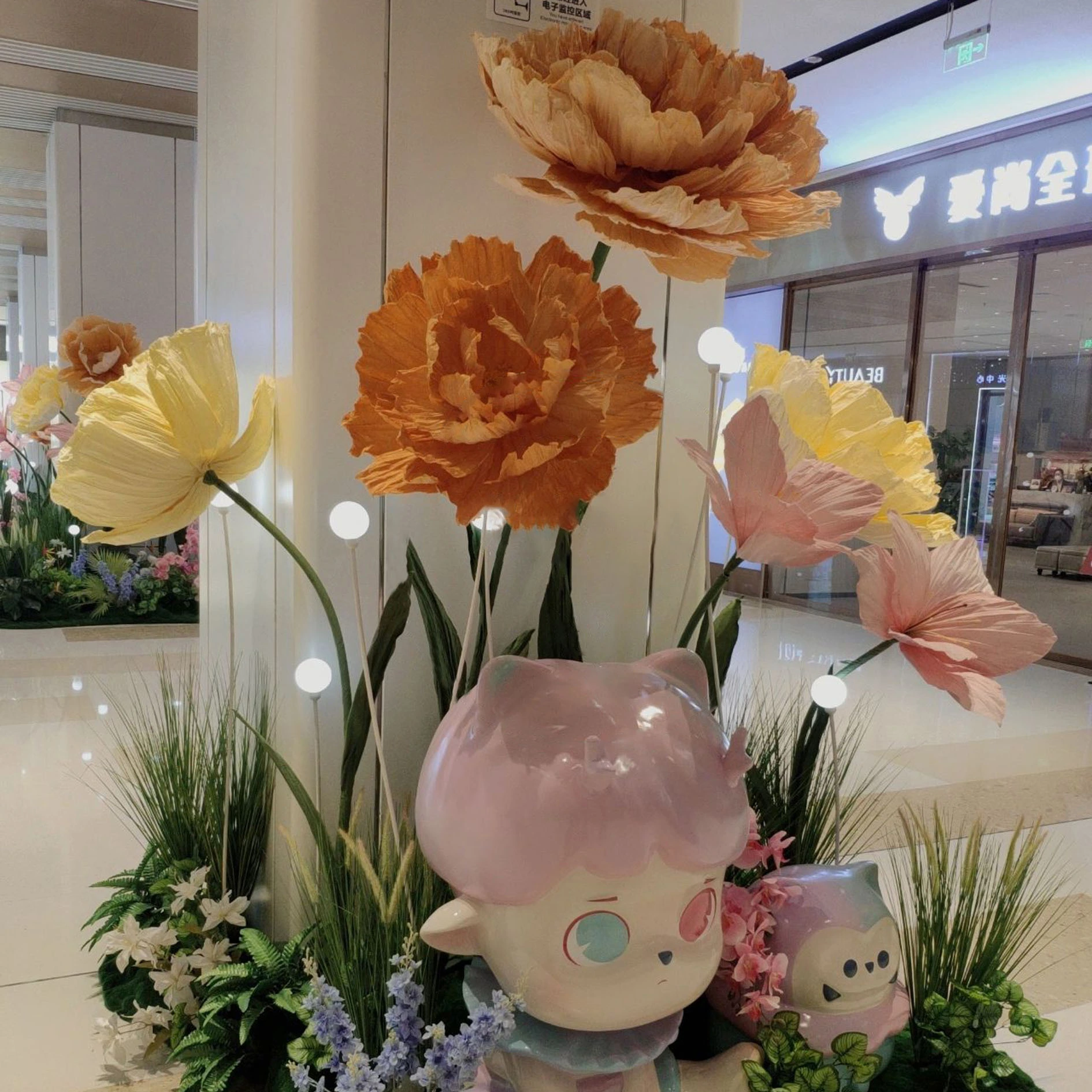 Arte floral gigante brillante y hermoso