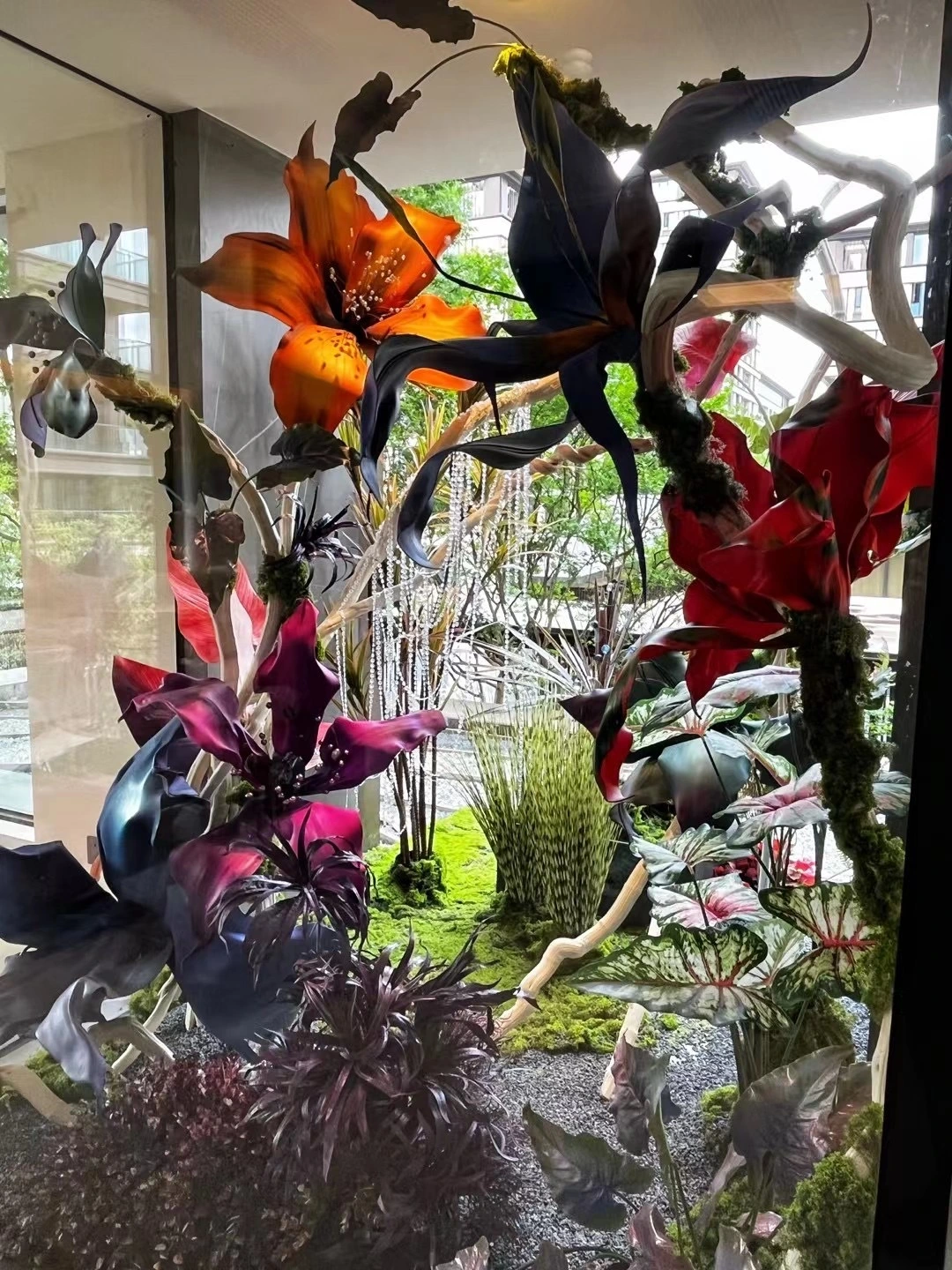 La flor atmosférica de eva gigante