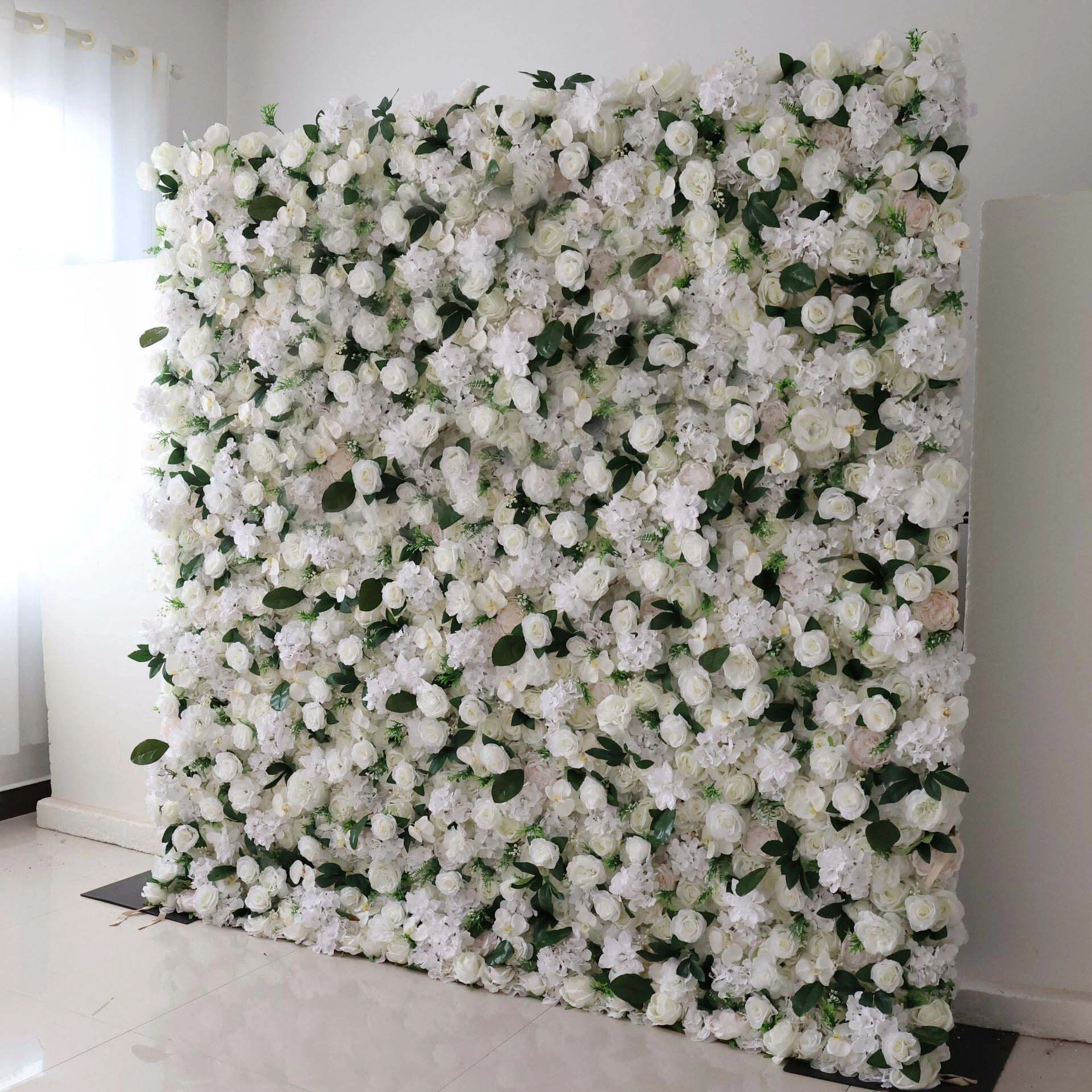 Les fleurs artificielles délicates et douces sur le mur de fleurs à fond en tissu sont comme une fleurs dans un jardin de printemps. Les célébrités sur Internet s'enregistrent et les fenêtres des magasins créent une atmosphère romantique! 1