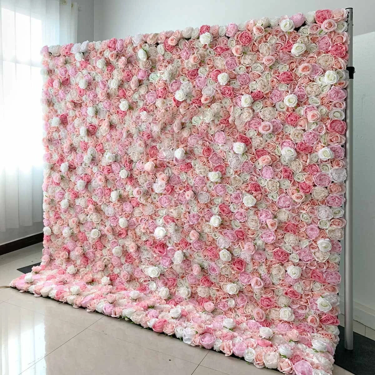 Die modernen und kühlen Blumenblumen mit kühlem Stoffboden führen den Modetrend, und E-Sports-Hallen und trendige Spielzeuggeschäfte schaffen personalisierte Räume 1