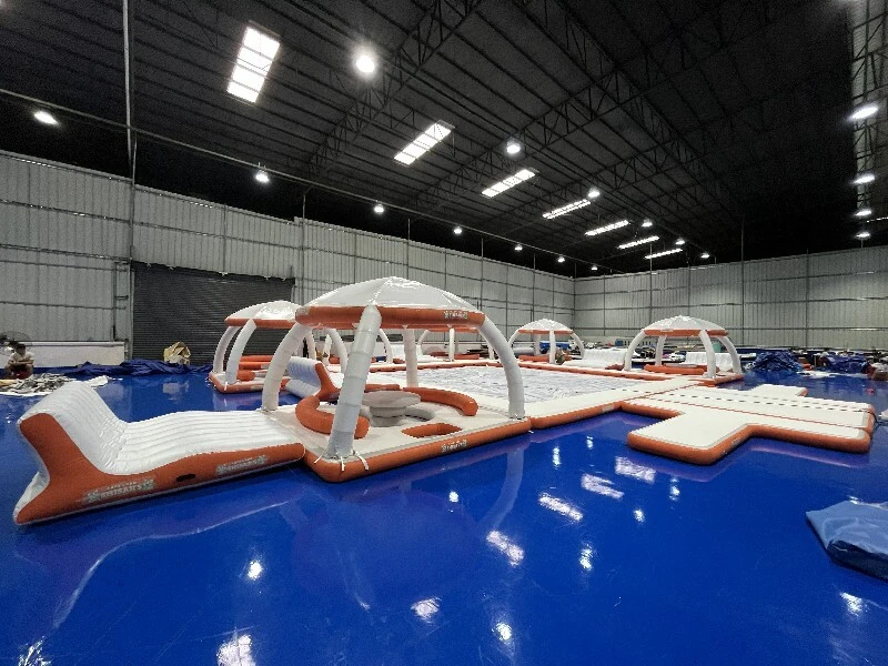 Ocio Plataforma Fiesta Aqua Bana con carpa isla flotante hinchable 1