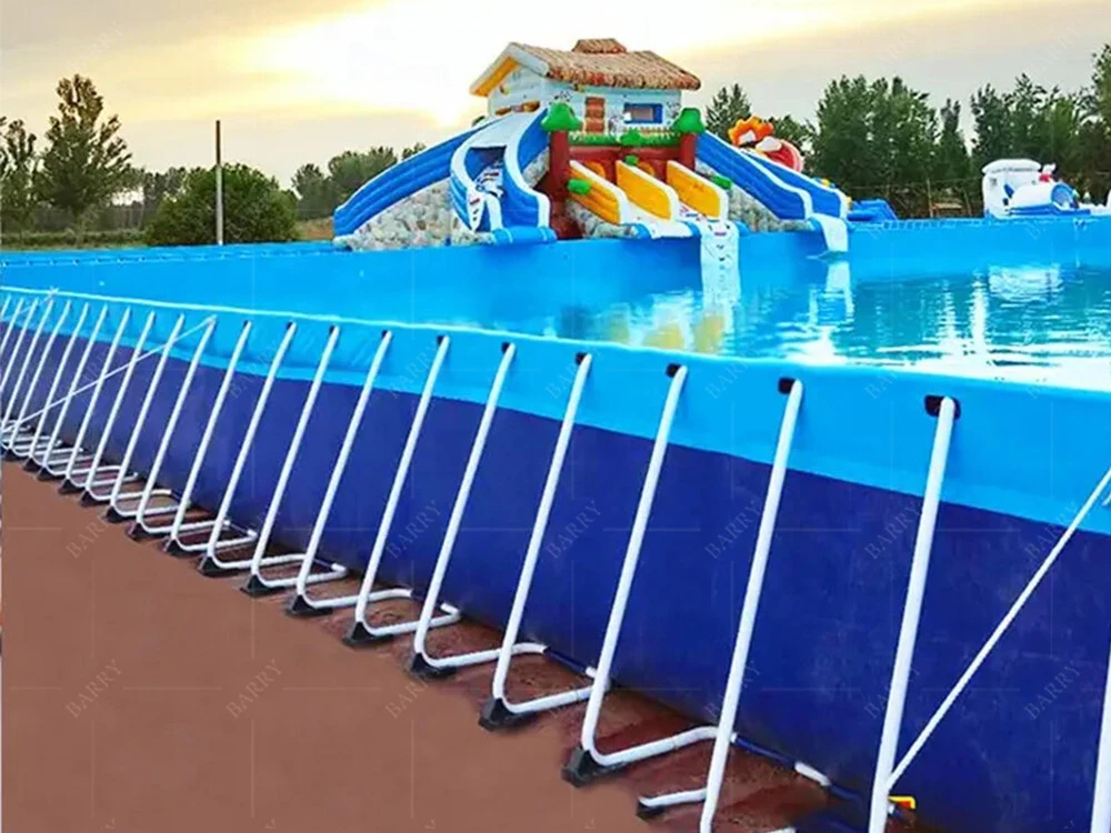 Piscina grande y estable con estructura metálica y tobogán especial para casa 1