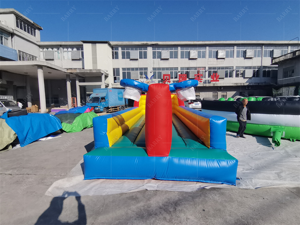 bungee run inflatable