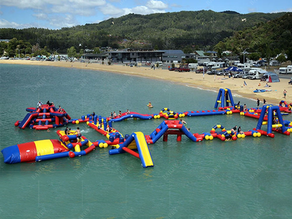 باري OEM/ODM قابلة للنفخ Aqua Adventure Water Park على الماء 1