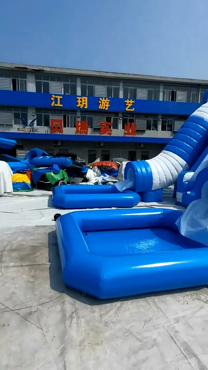 El tobogán acuático inflable del túnel doble azul de los carriles para el patio trasero embroma el partido 1