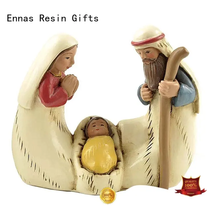 Small nativity set with Joseph, Mary and baby 1