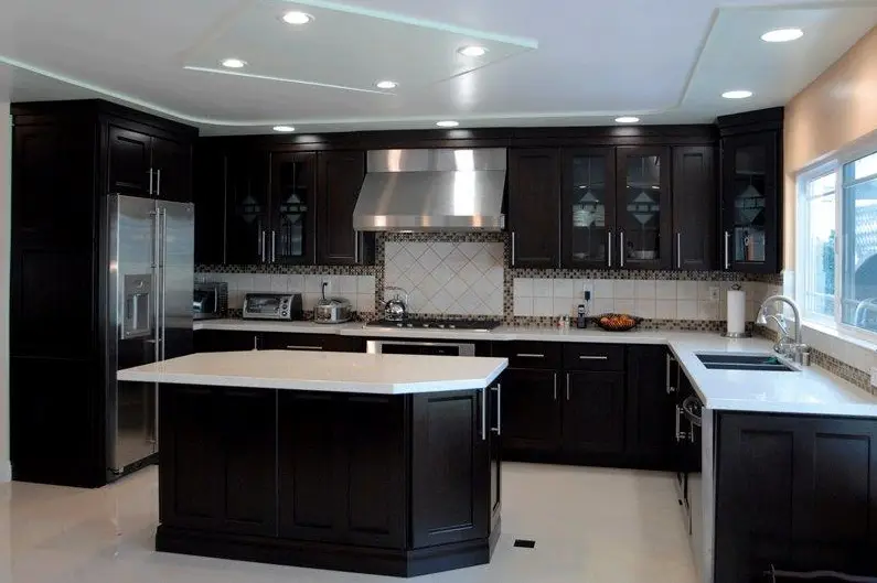 Y&r Furniture Wholesale traditional black kitchen cabinets Suppliers 3