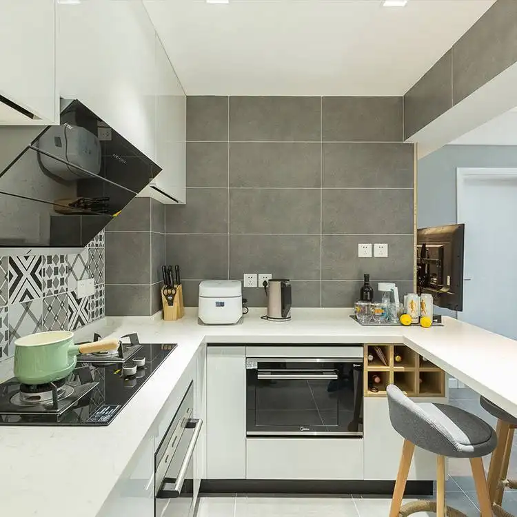 Contemporary Elegance: The Timeless Charm Of Modern White And Wood Kitchens 1