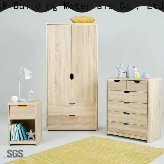 High-quality new closet for business1 1