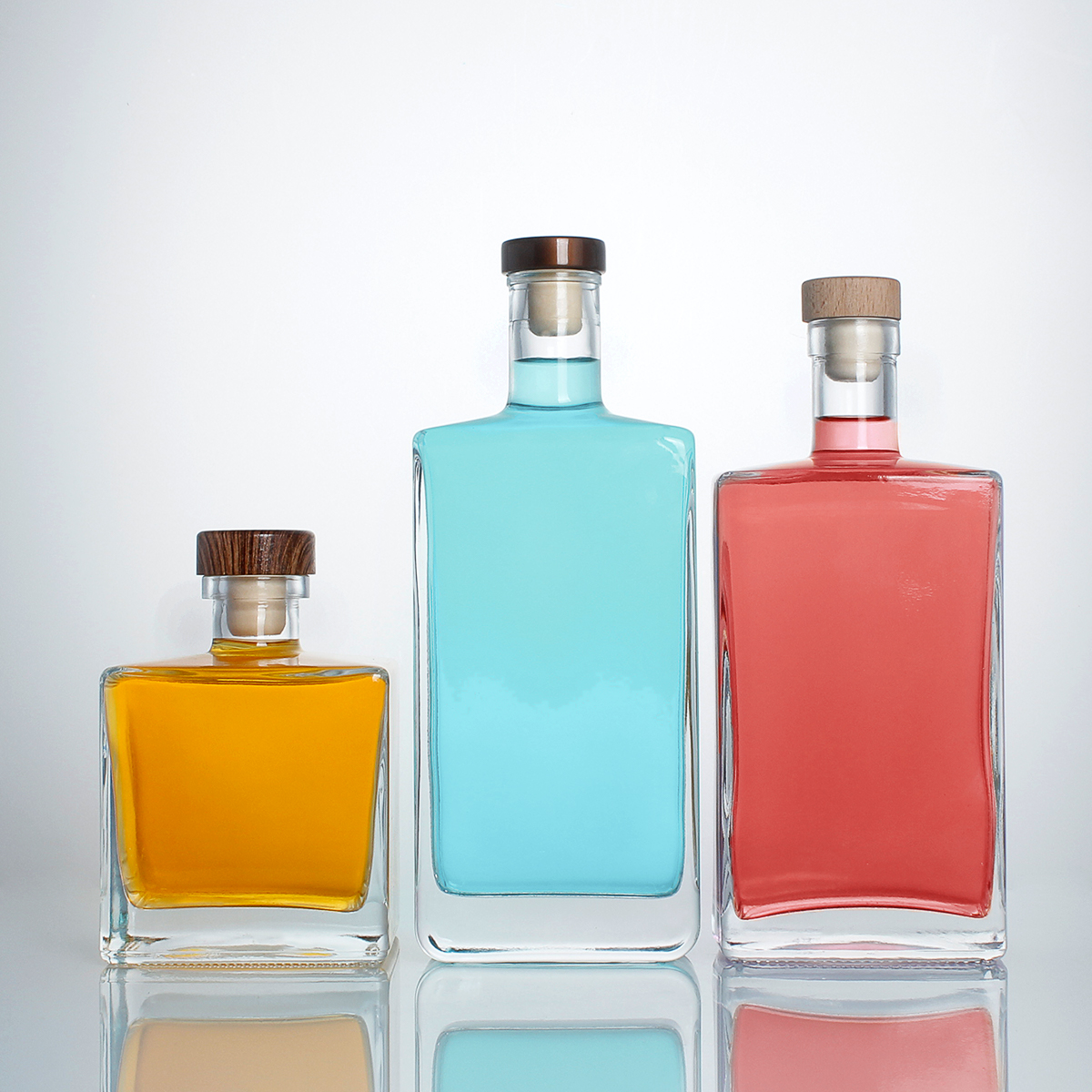 Custom square shape 375ml 500ml 750ml Liquor Glass Bottle With Cork for Vodka Rum Gin Whiskey 2