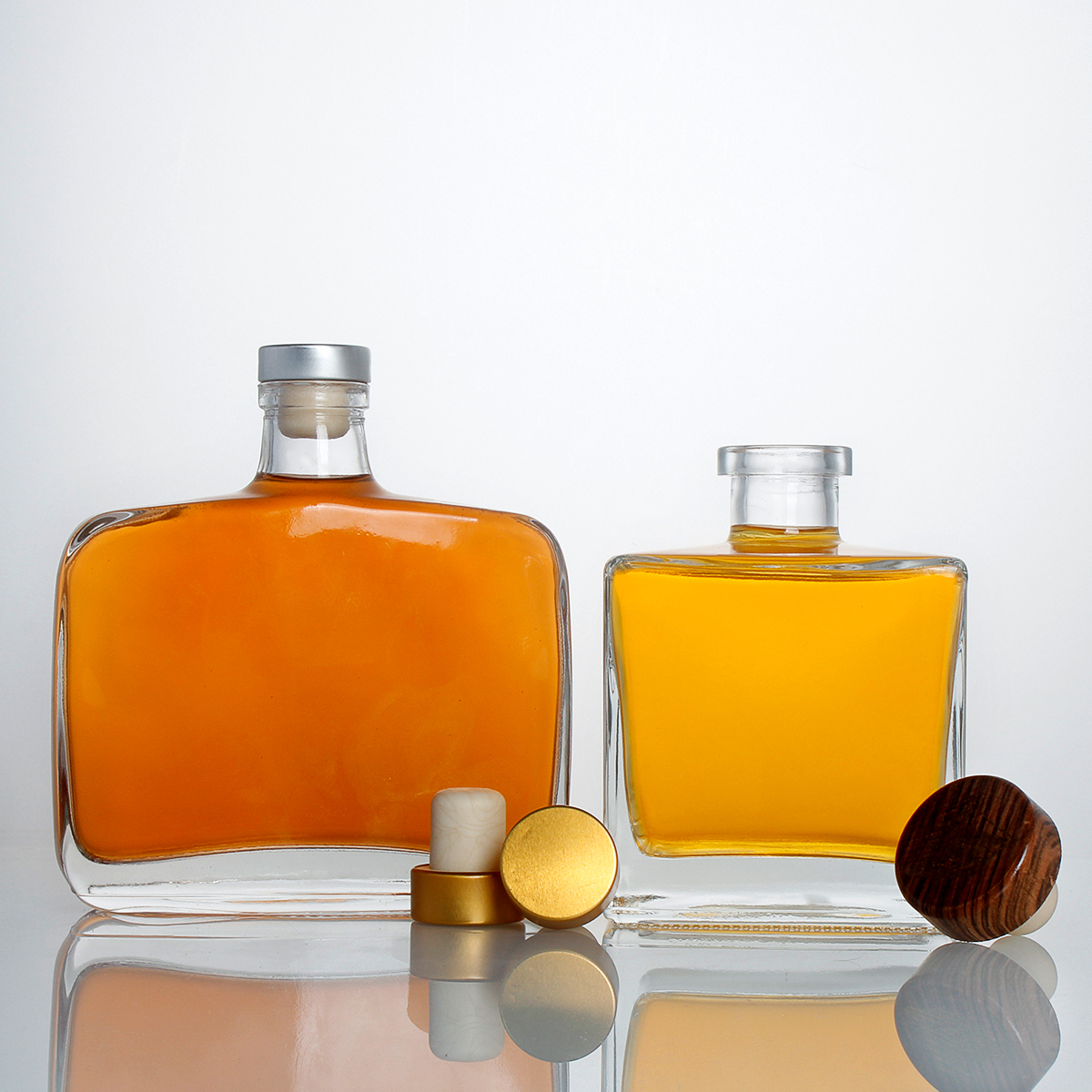 Custom square shape 375ml 500ml 750ml Liquor Glass Bottle With Cork for Vodka Rum Gin Whiskey 4