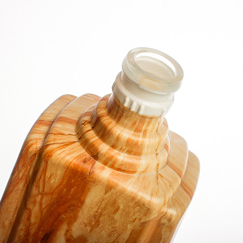 750ml Botlolo ea Khalase e Fetisetsang Metsi 3
