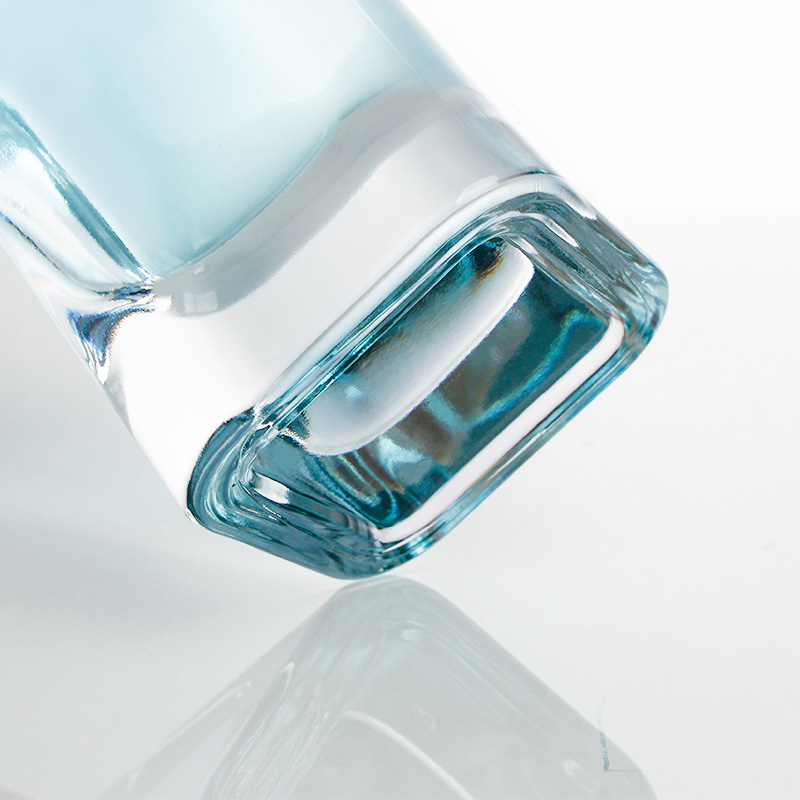 Square fine perfume bottle 4