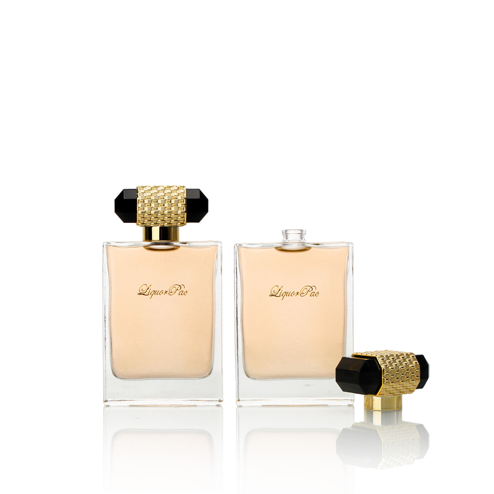 Elegant Luxury Glass Perfume Bottle 1