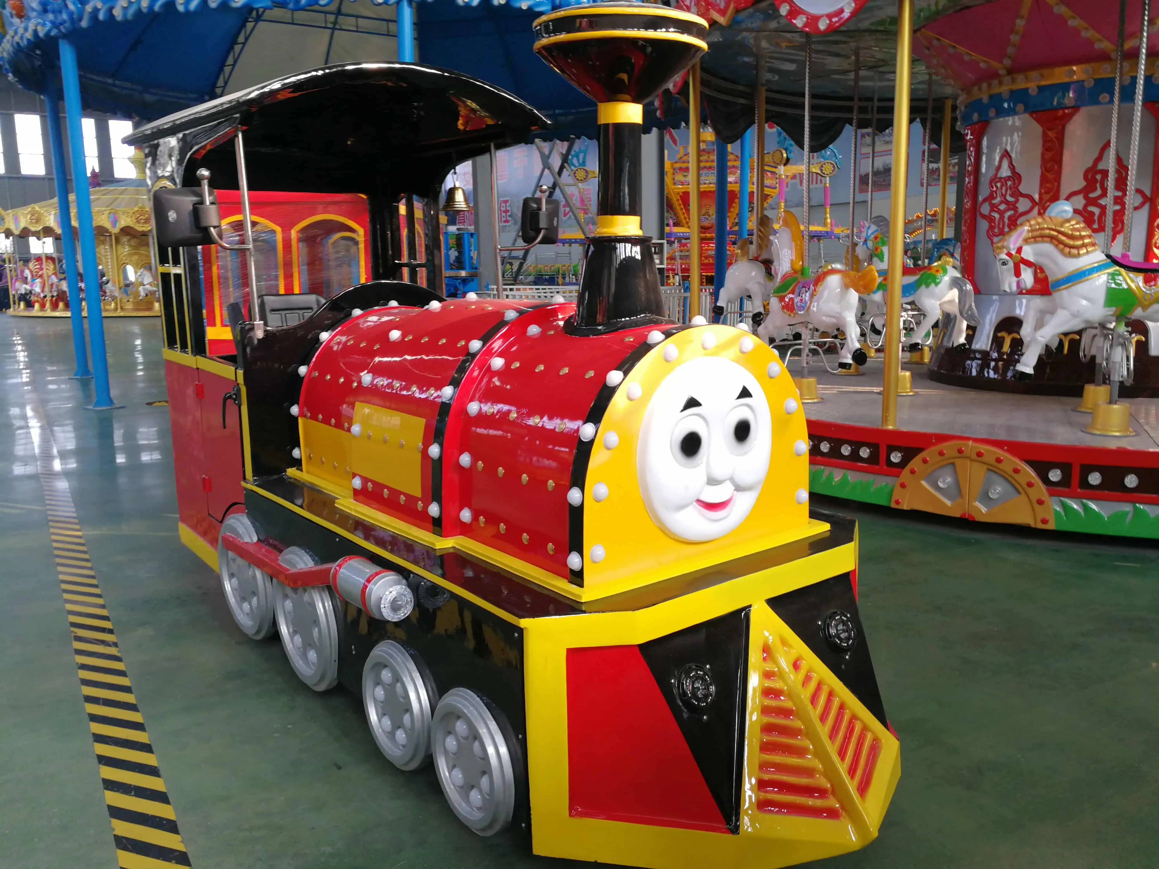 Fast Speed ​​4 Carriage Tourist Trackless Train | LMQ | Limeiqi 1