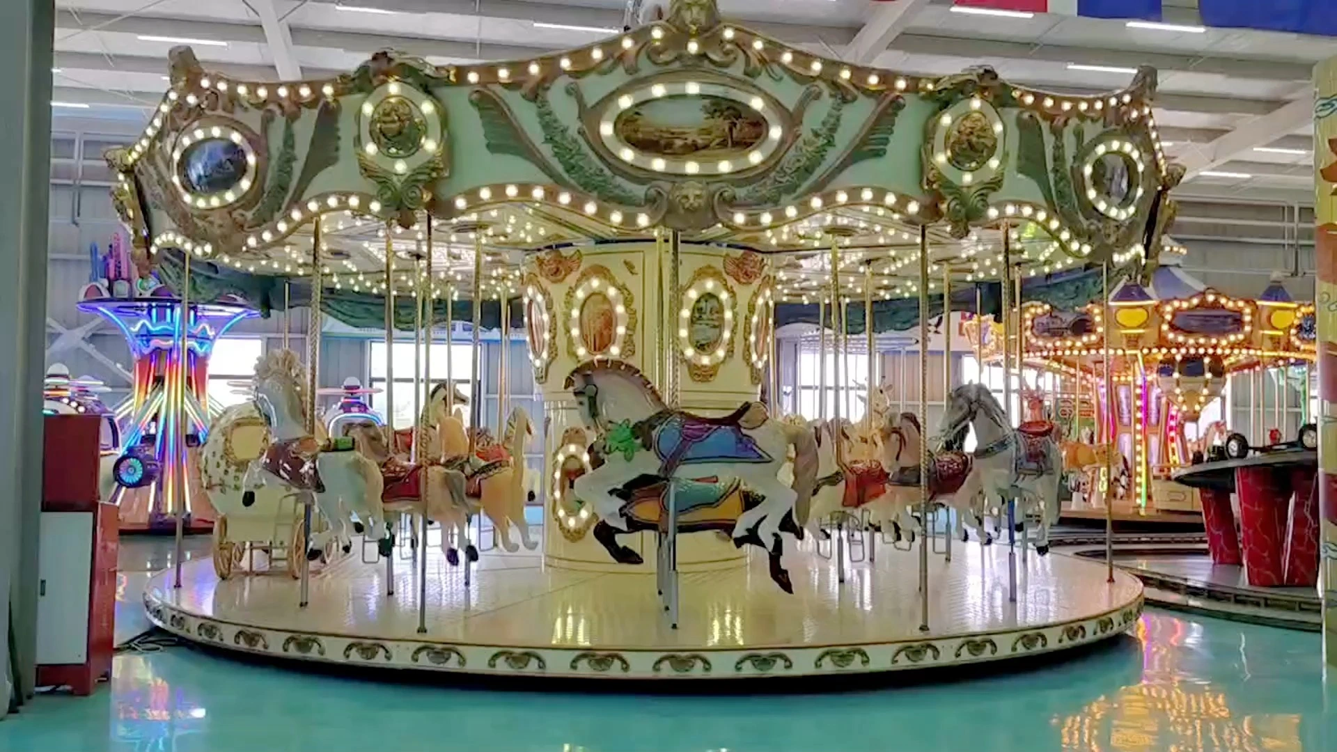 24-Person Carousel Ride with Vibrant Colors and Deluxe Decorations 1
