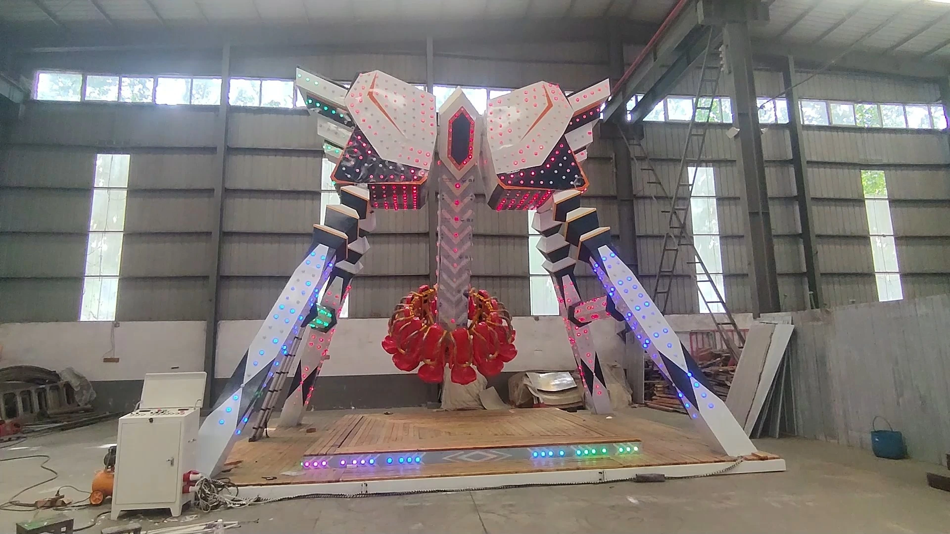 Limeiqi 12-Seat Mini Pendulum Ride with Vibrant Lights and Mechanical-Inspired Design| LMQ | Limeiqi 1