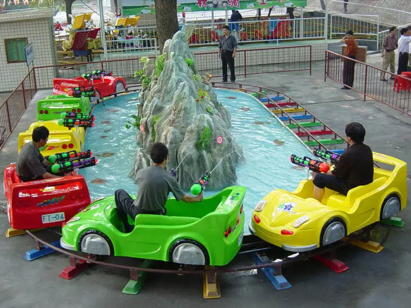 Water Tank Amusement Ride: Interactive, Colorful Water - Shooting Adventure 1