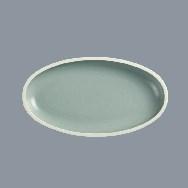 Two Eight vintage dinner plates manufacturers for hotel 6