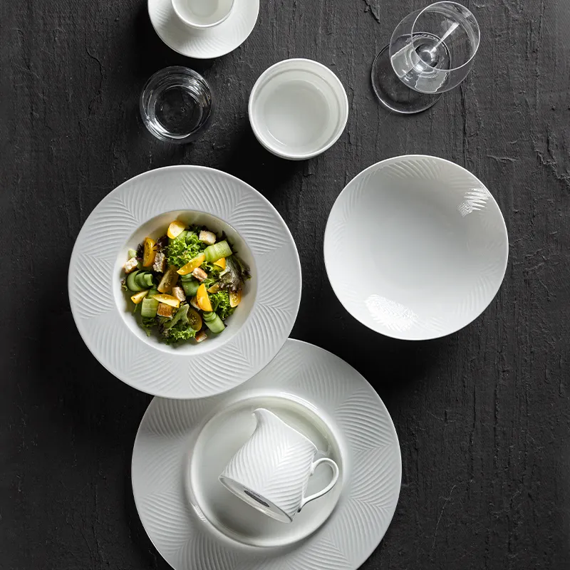 Embellish Fine Bone China Dinnerware Aluminum Foil Bulk Production 5