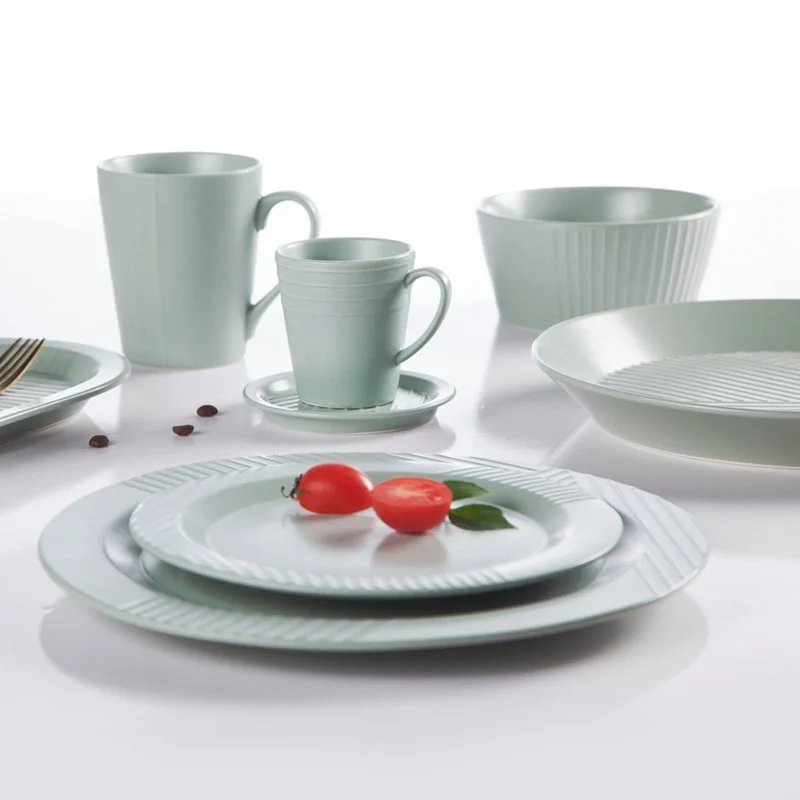 Modern Style Jade Green Color Porcelain Dinner Set With Embossed Lines  - TC15 1