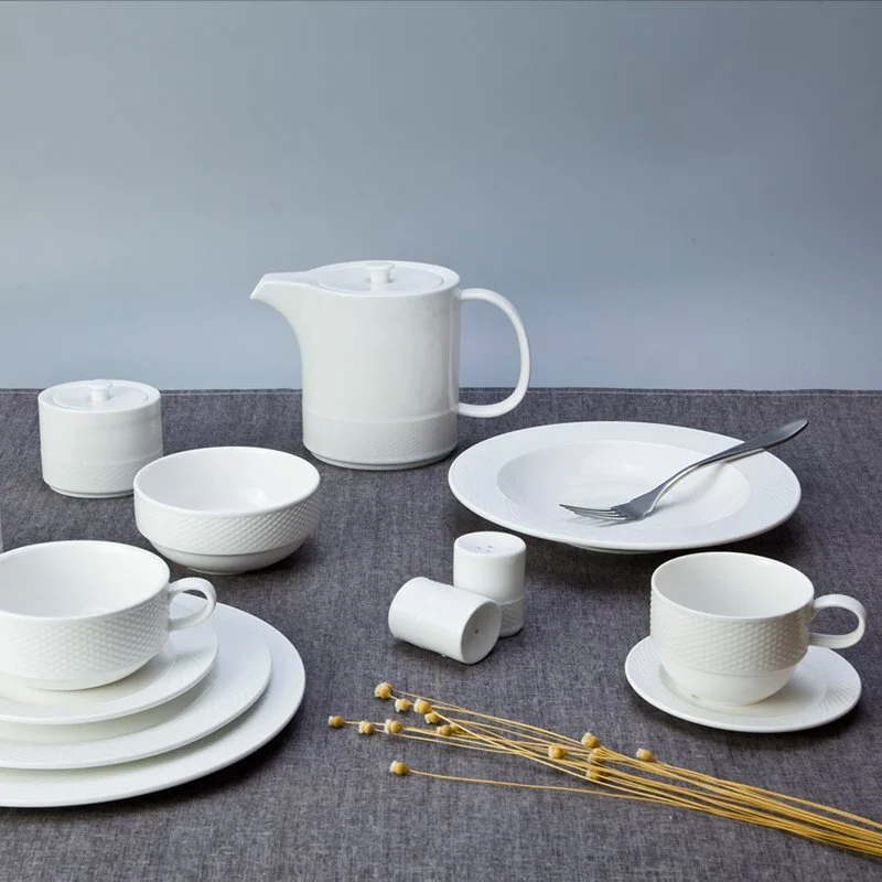 Vietnamese Style Embossed Round White Porcelain Dish Set For Hotel - TW12 1