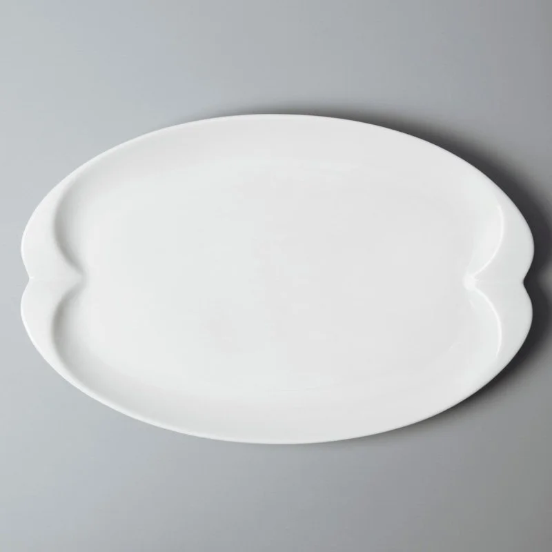 Two Eight royal white dinnerware customized for hotel 3