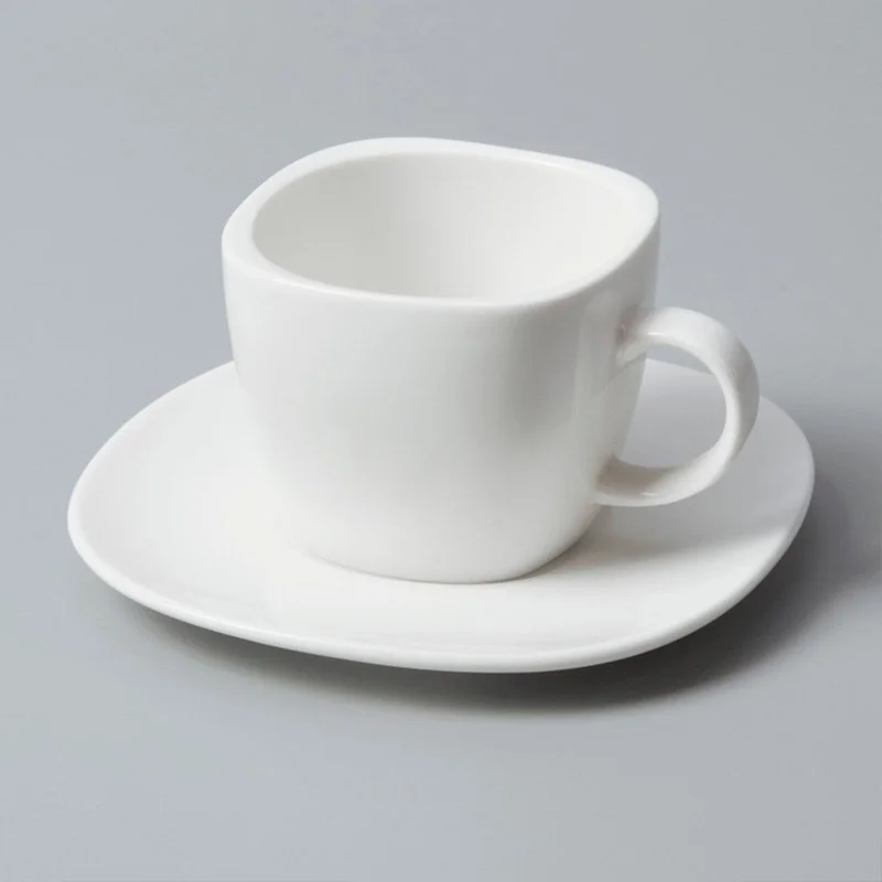 Two Eight rim small white porcelain plates from China for home 9