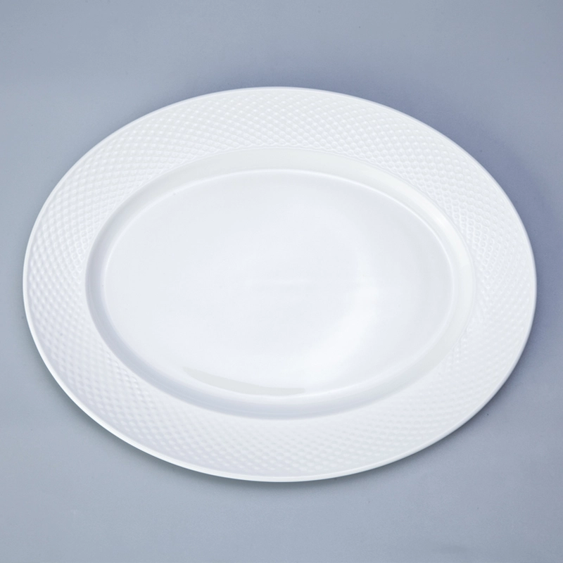 Two Eight stock white porcelain dish set directly sale for dinner 4