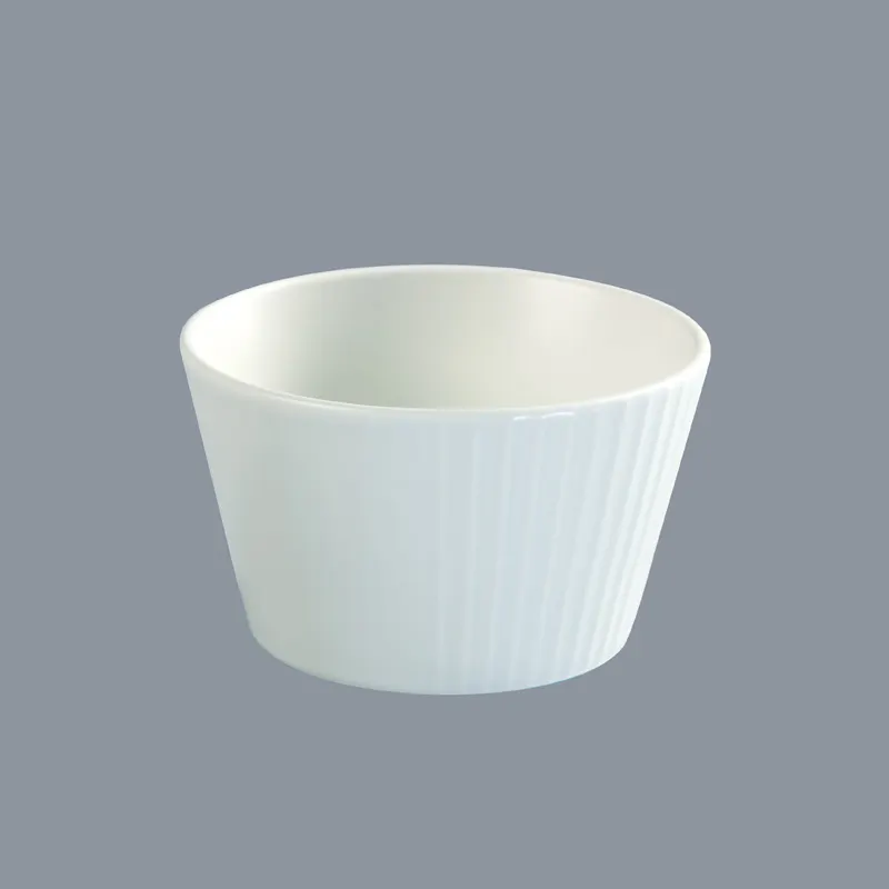 Two Eight colorful restaurant quality plates directly sale for bistro 9