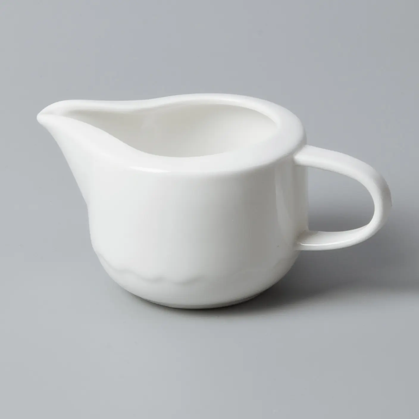 round hotel dinnerware wholesale German style manufacturer for bistro 10