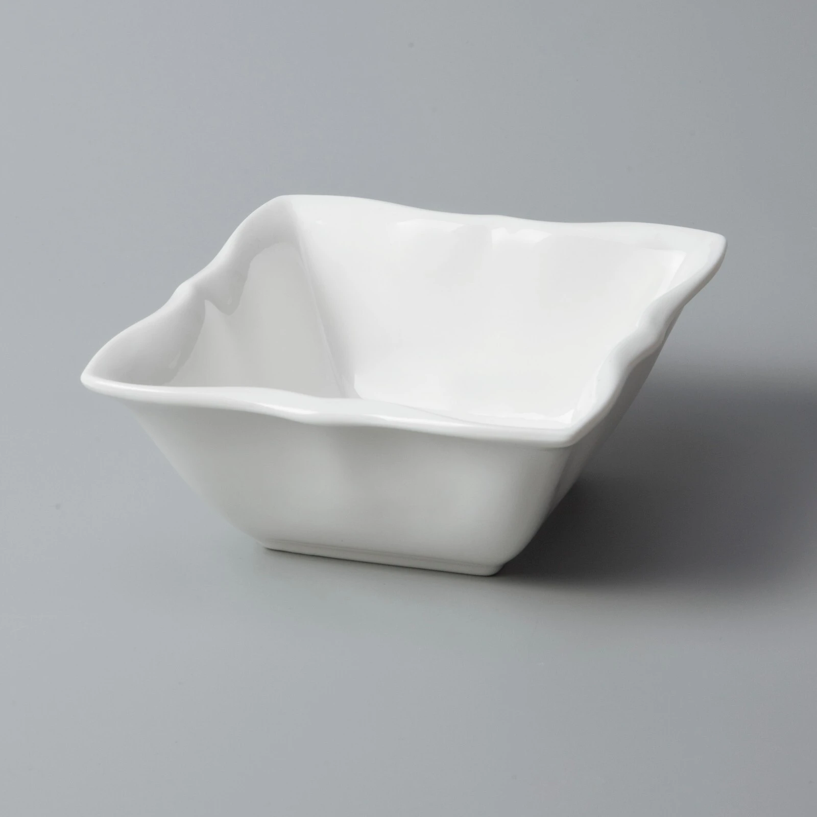 royal cheap white porcelain dinnerware from China for dinner 10