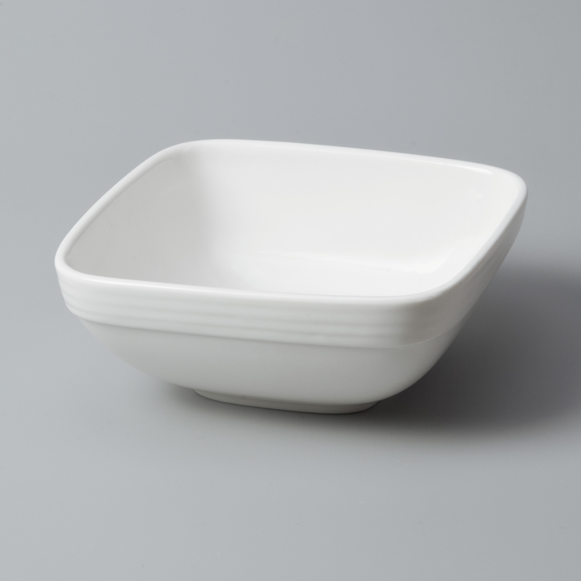 Two Eight white porcelain dinnerware restaurant manufacturers for dinner 8