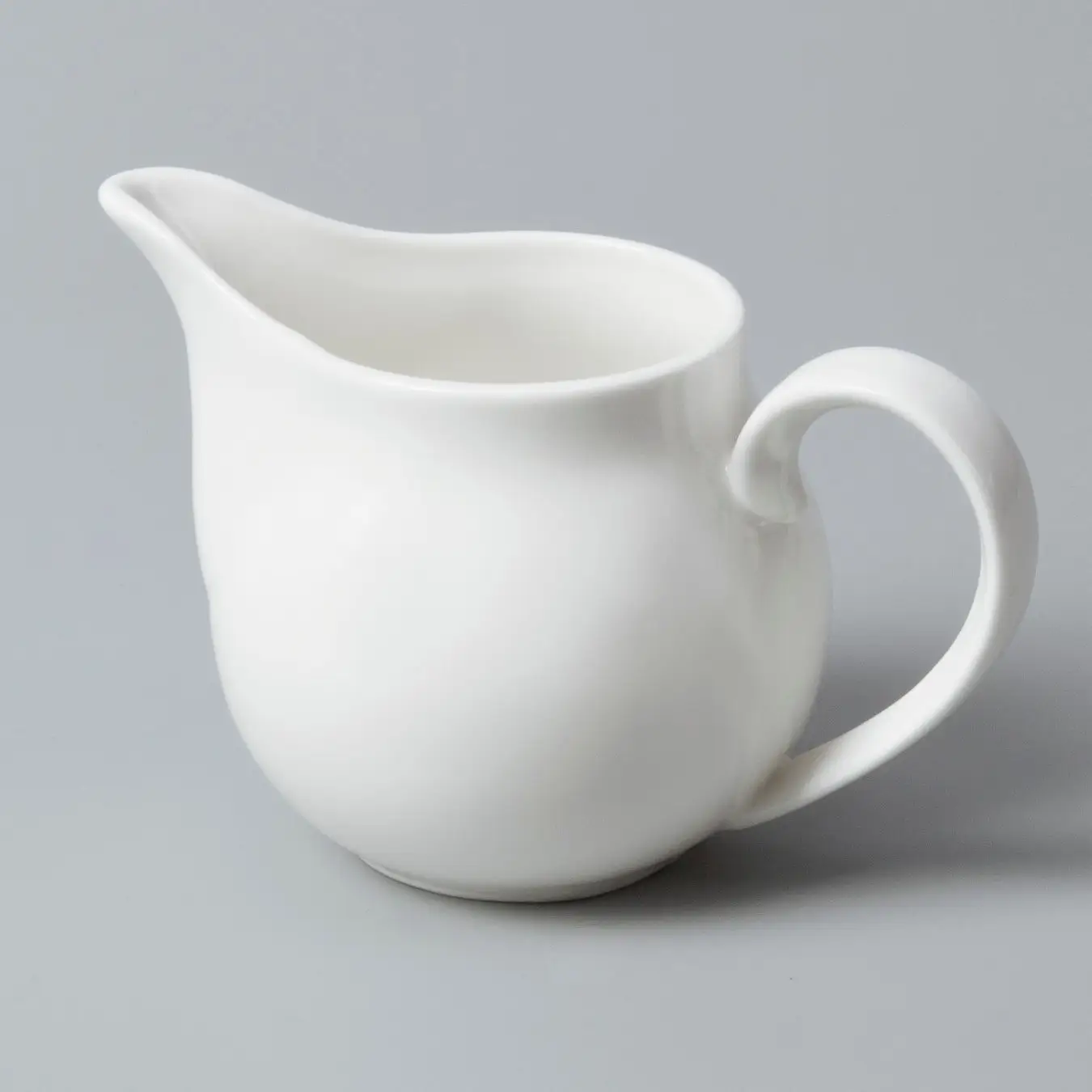 Two Eight elegant white porcelain dinnerware restaurant series for hotel 10
