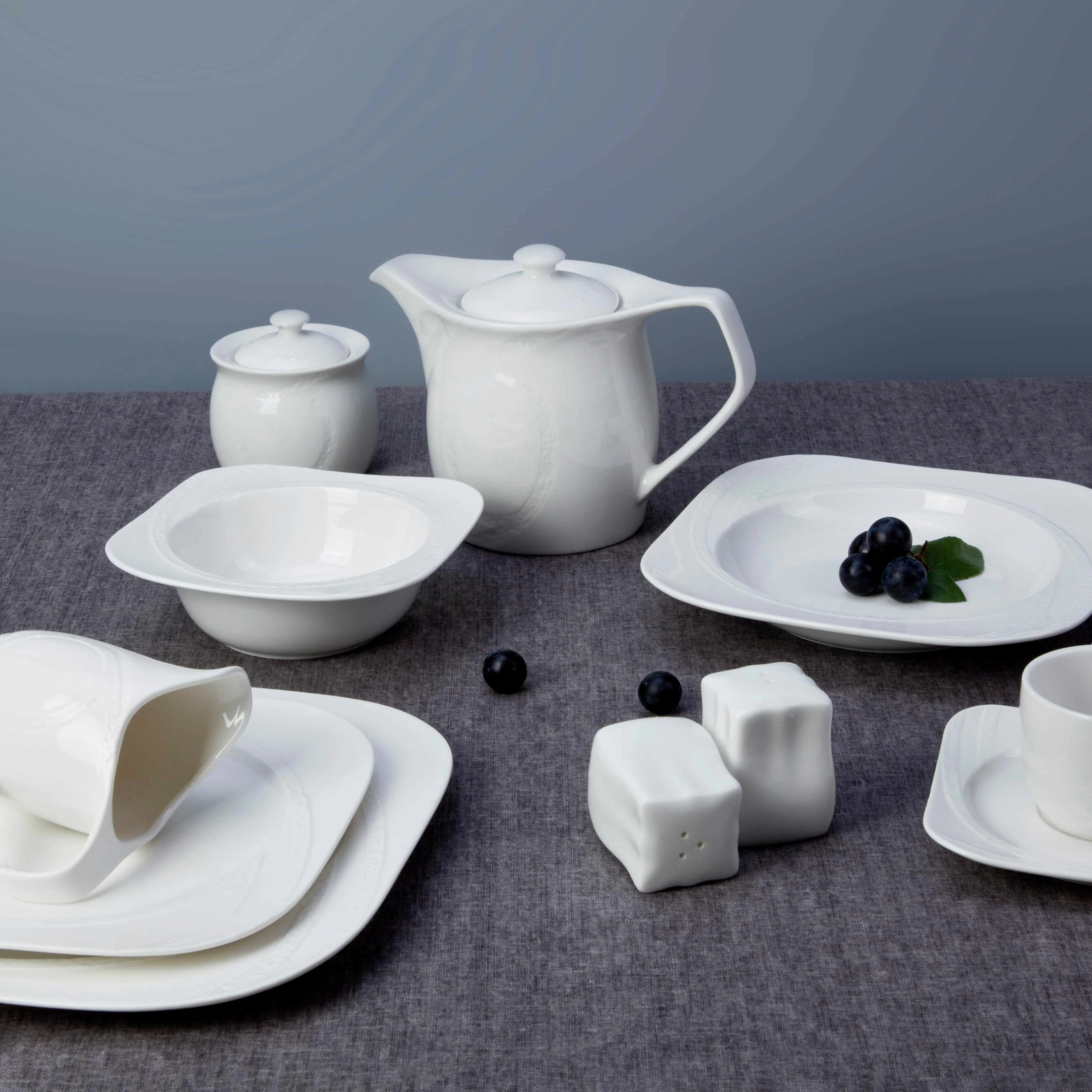 9 Piece Simply white ceramic dinnerware set - TW20 1