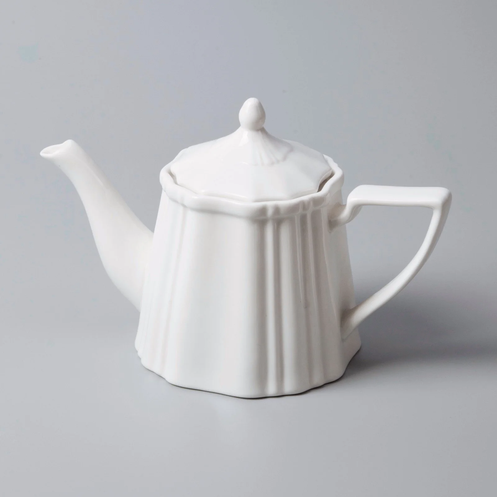 Two Eight royalty cheap white porcelain dinnerware German style for bistro 8