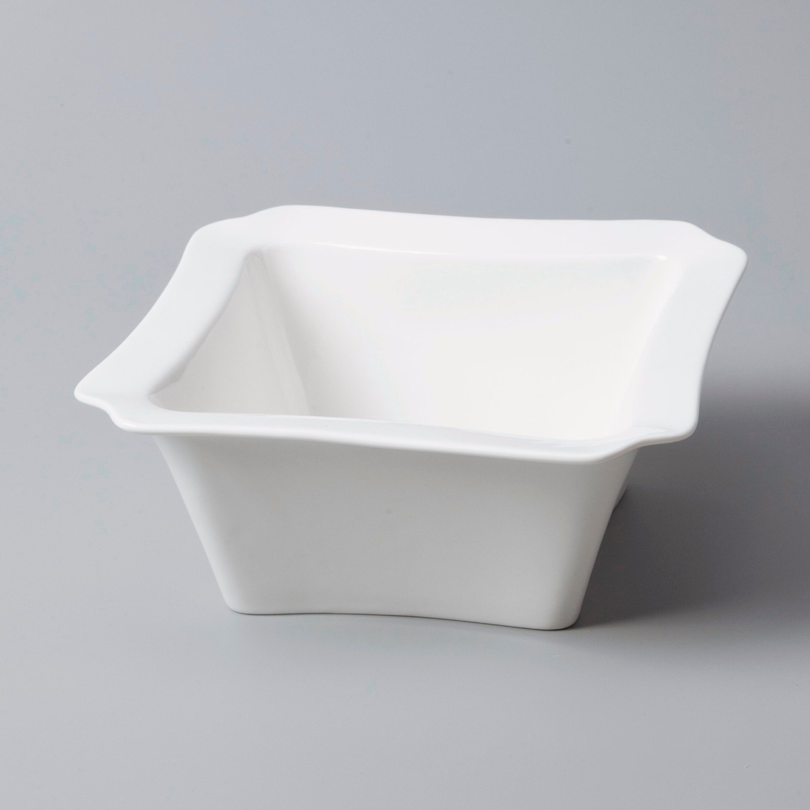 Two Eight Vietnamese white porcelain china dinnerware from China for dinner 7