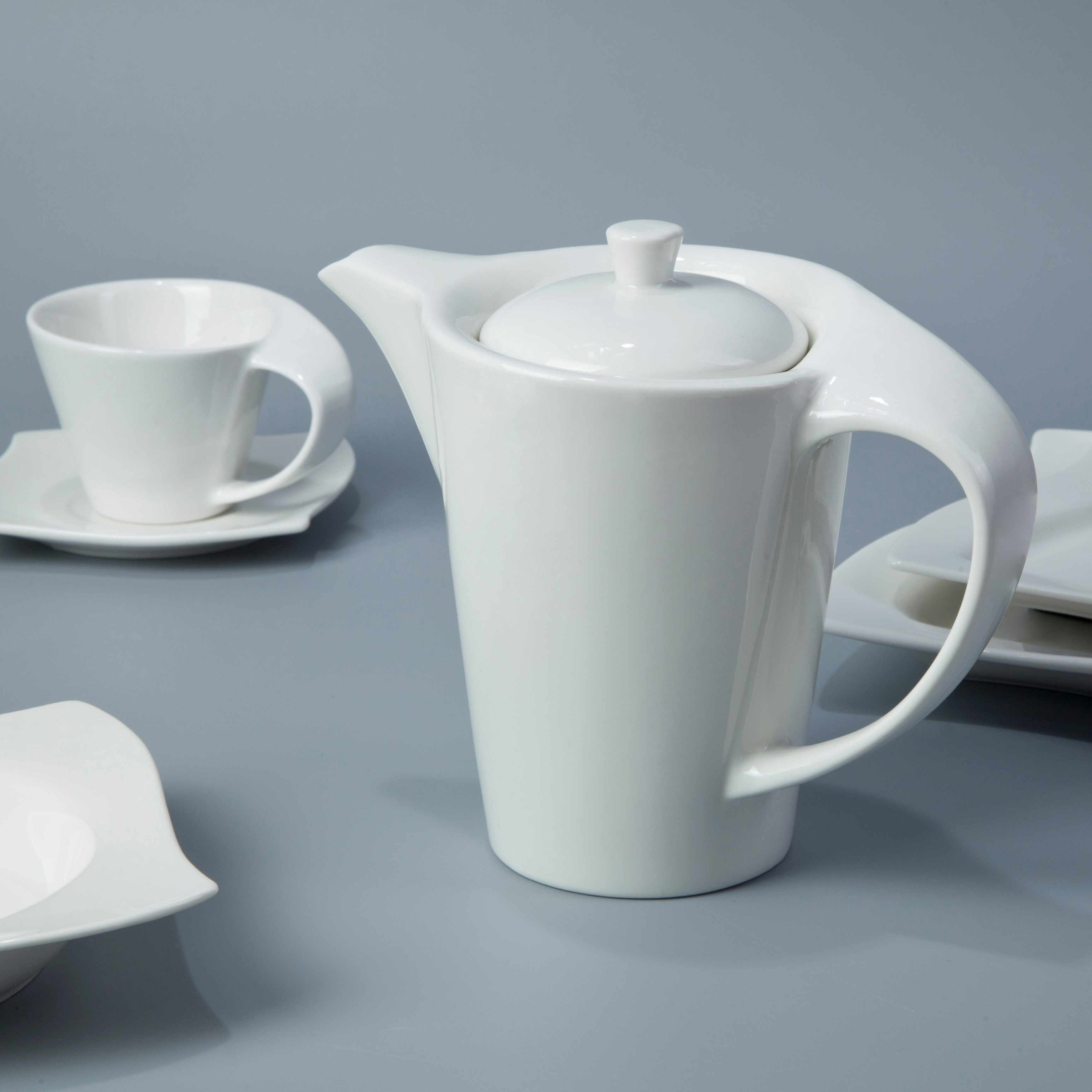 Contemporary White Porcelain Dinnerware Restaurant - TW16 3