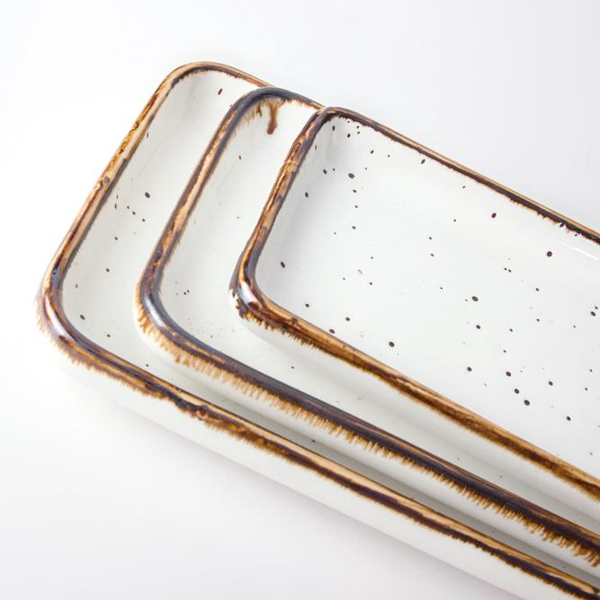 fantastic style restaurant serving long dishes porcelain 1