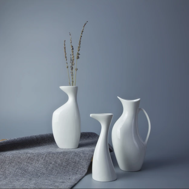 Hot selling restaurant table use white china porcelain vase 1