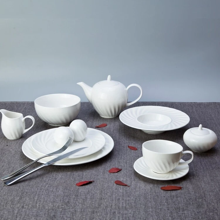 Two Eight glazed ceramic bowls2 8