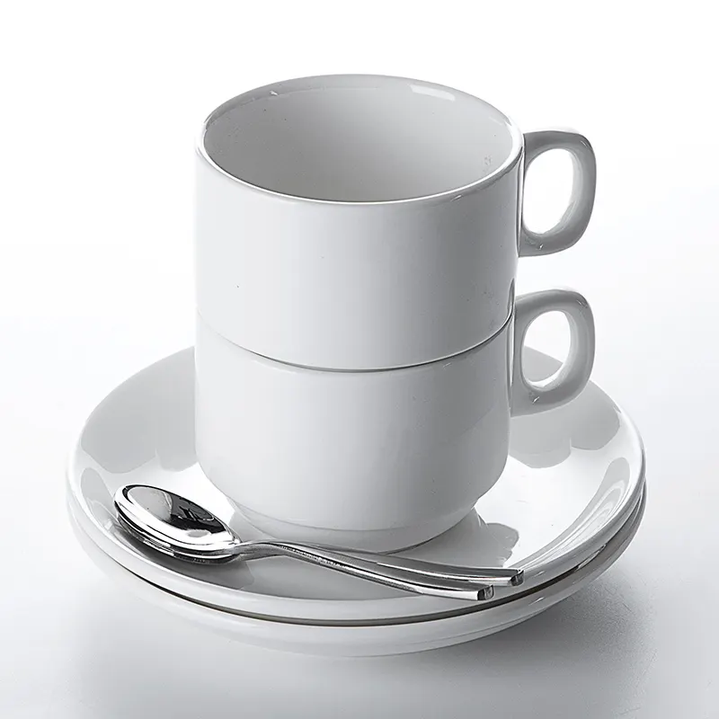 Simple Elegance: The Beauty Of White Restaurant Dishes 1