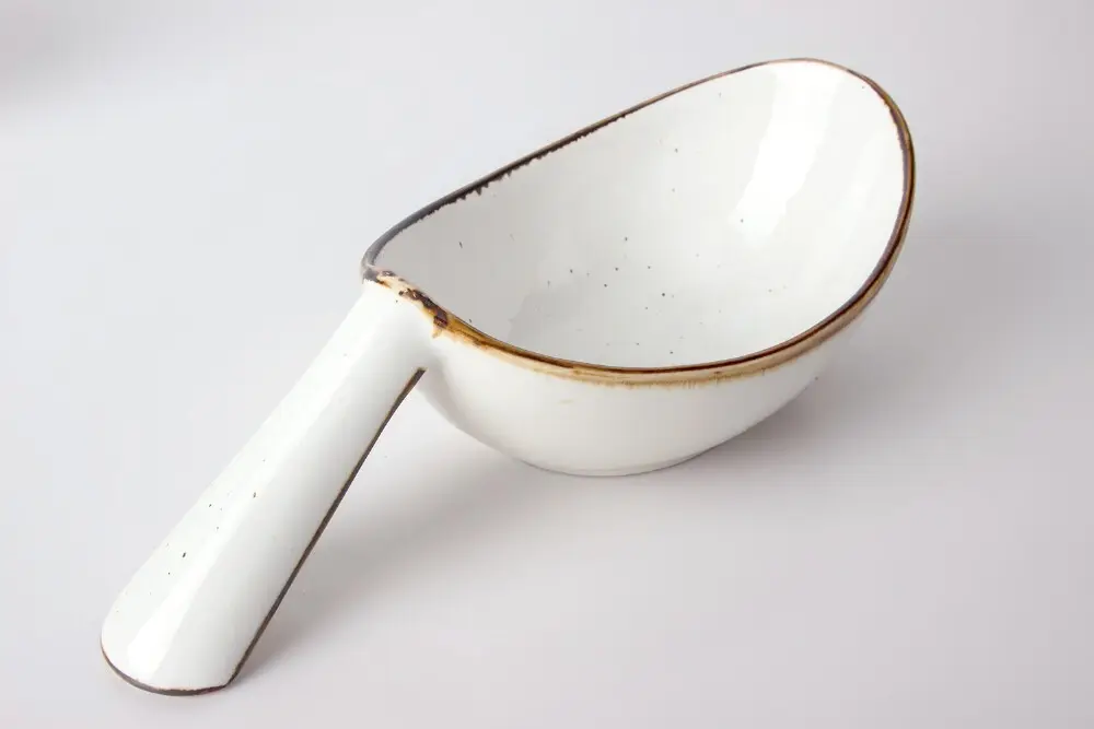 Two Eight white ceramic fruit bowl Supply for kitchen 3