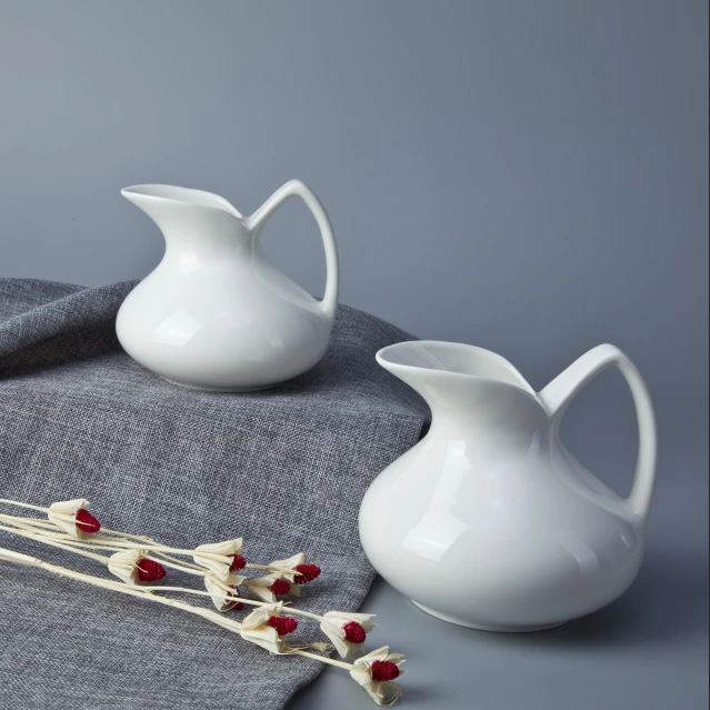 Special designceramic porcelain teapot shape milk pot 1